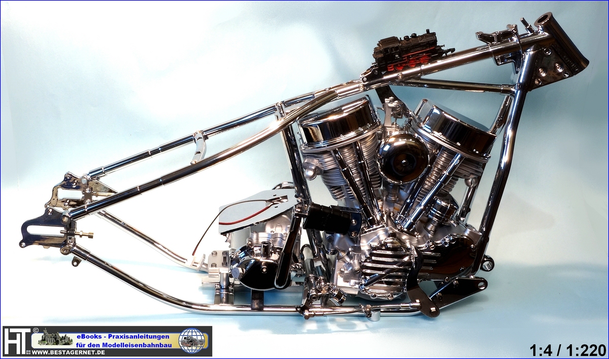 Harley Davidson Panhead Motor mit Getriebe in 1:4